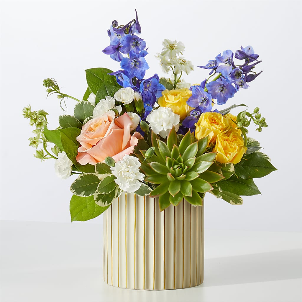 Cobalt Reverie Bouquet – Le Bloom Floral, Le Mars IA