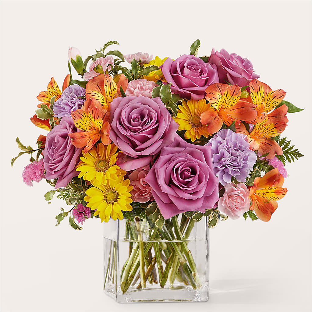 Shades of Happiness Bouquet – Le Bloom Floral, Le Mars IA
