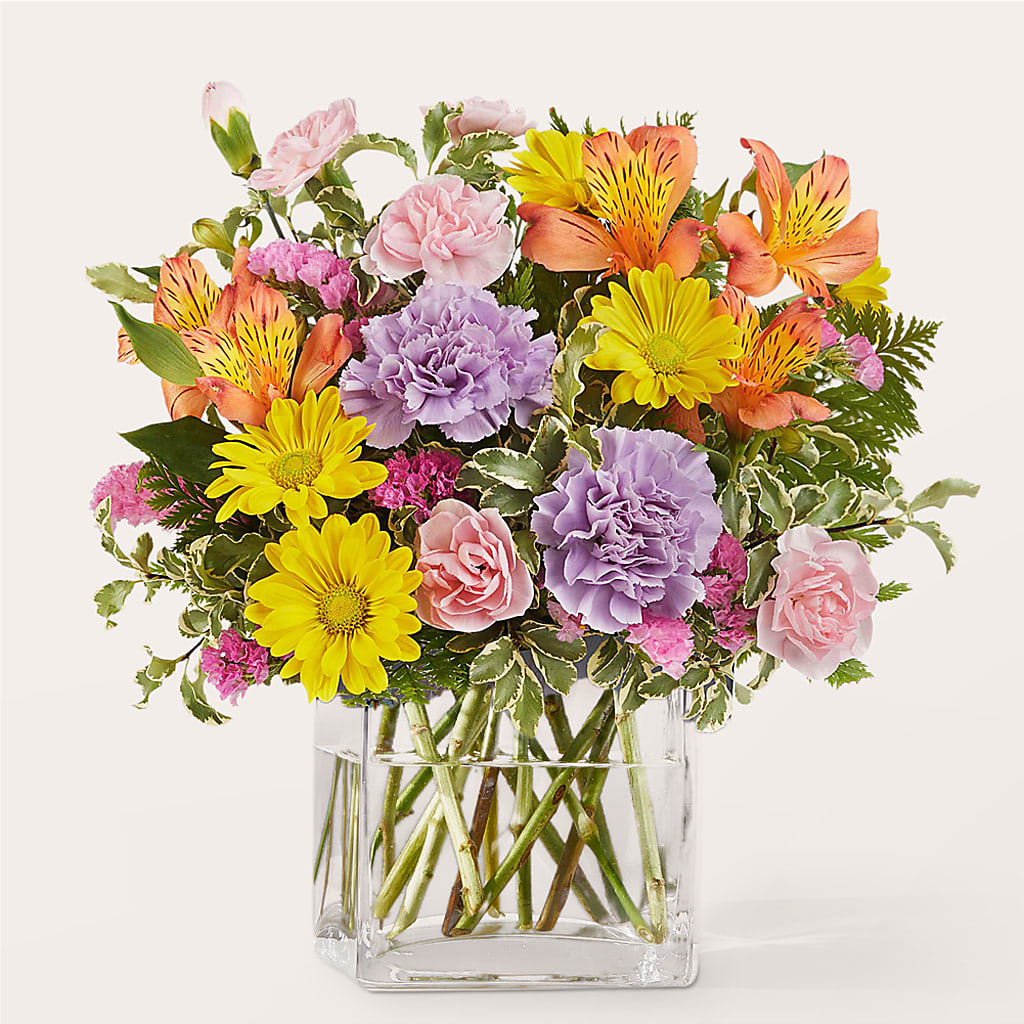 Shades of Happiness Bouquet – Le Bloom Floral, Le Mars IA
