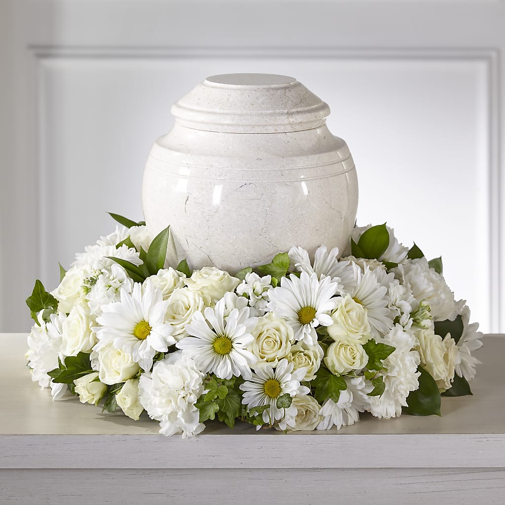 Ivory Gardens Cremation Adornment – Le Bloom Floral, Le Mars IA