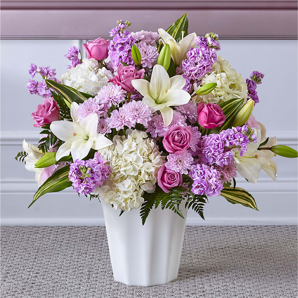Heaven Sent Floor Basket – Le Bloom Floral, Le Mars IA