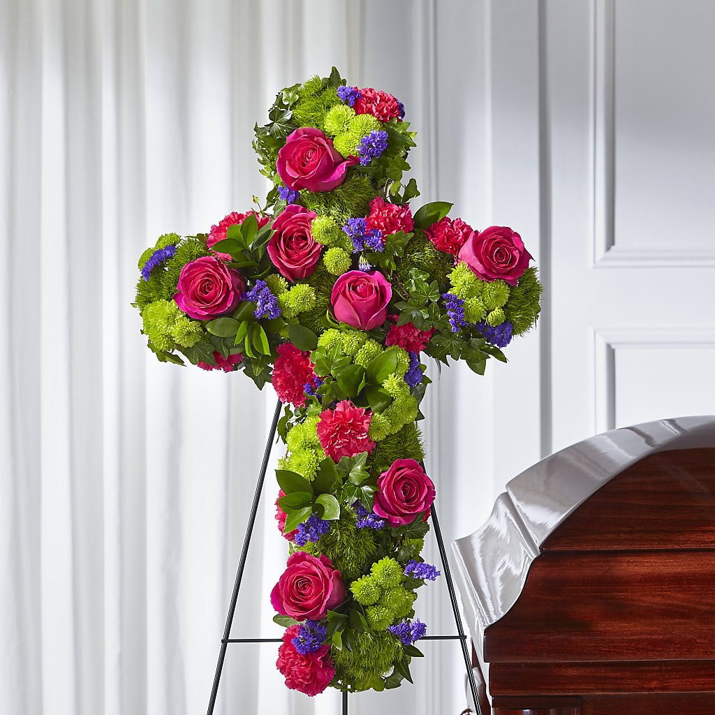 Tribute Rose Floral Cross – Le Bloom Floral, Le Mars IA
