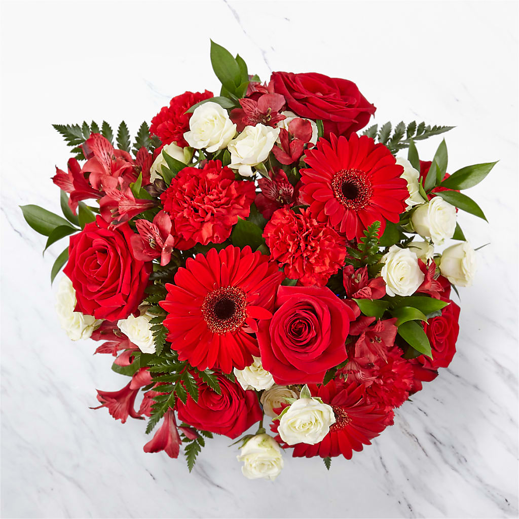 Hearts Embrace Bouquet – Le Bloom Floral, Le Mars IA