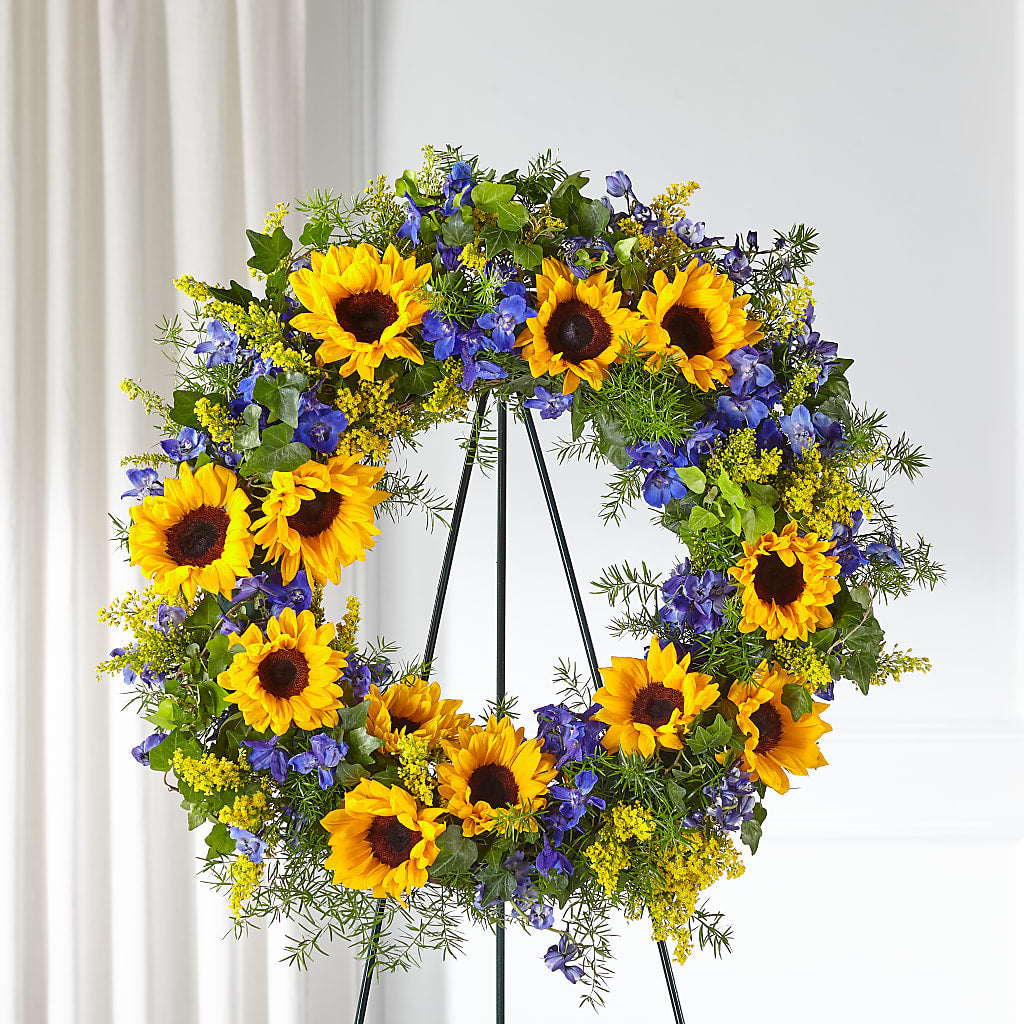 Bright Rays Wreath – Le Bloom Floral, Le Mars IA