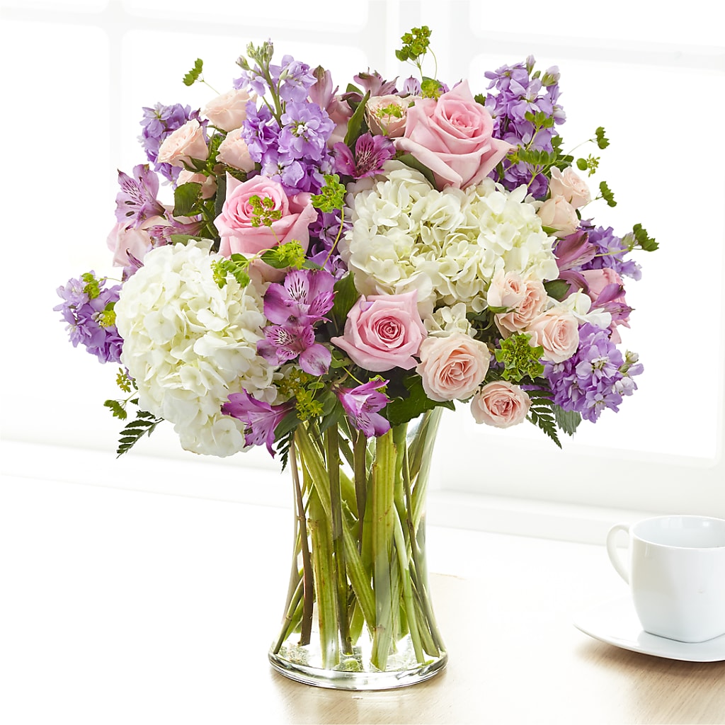 Shared Sentiment Bouquet – Le Bloom Floral, Le Mars IA