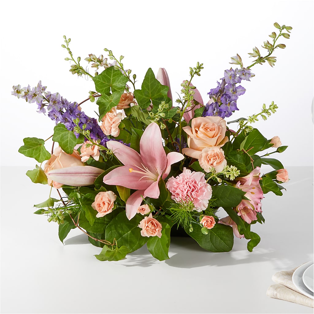 Blossom Time Centerpiece – Le Bloom Floral, Le Mars IA