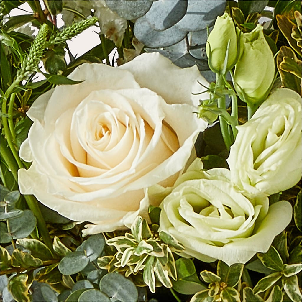 Cashmere Bouquet –  Le Bloom Floral, Le Mars IA