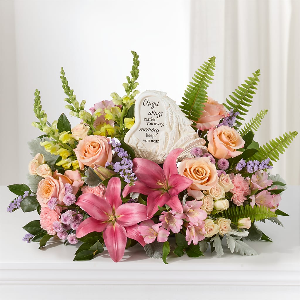 Gentle Light Arrangement –  Le Bloom Floral, Le Mars IA
