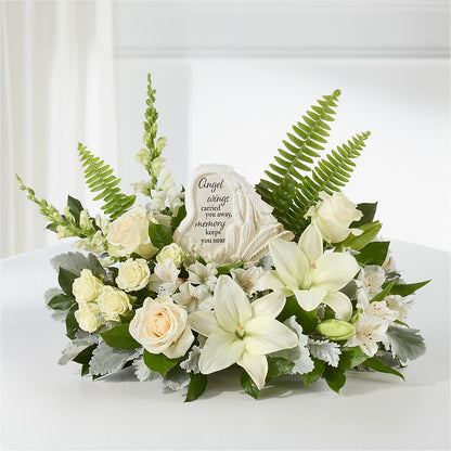 Holding You Close Arrangement –  Le Bloom Floral, Le Mars IA