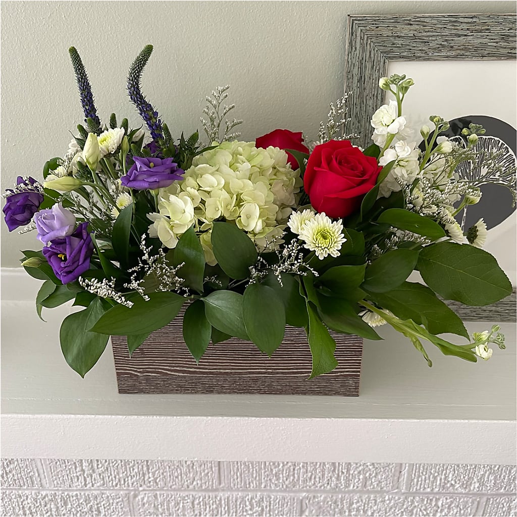 Sweet Magnolia Bouquet –  Le Bloom Floral, Le Mars IA