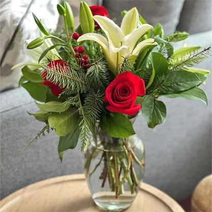 Sparkling Snowflakes Bouquet –  Le Bloom Floral, Le Mars IA