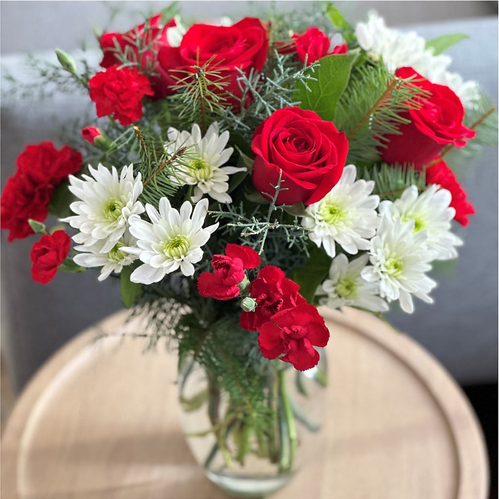 Seasonal Magic Bouquet –  Le Bloom Floral, Le Mars IA