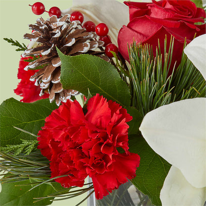 Glistening Icicles Bouquet –  Le Bloom Floral, Le Mars IA