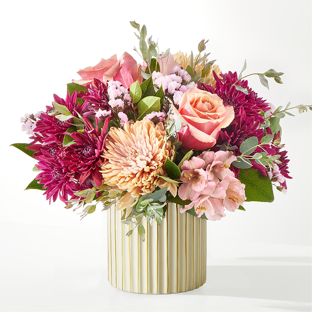 Berry Cobbler Bouquet with Ivory Vase –  Le Bloom Floral, Le Mars IA