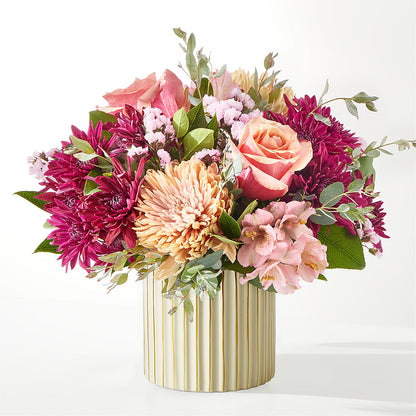 Berry Cobbler Bouquet with Ivory Vase –  Le Bloom Floral, Le Mars IA