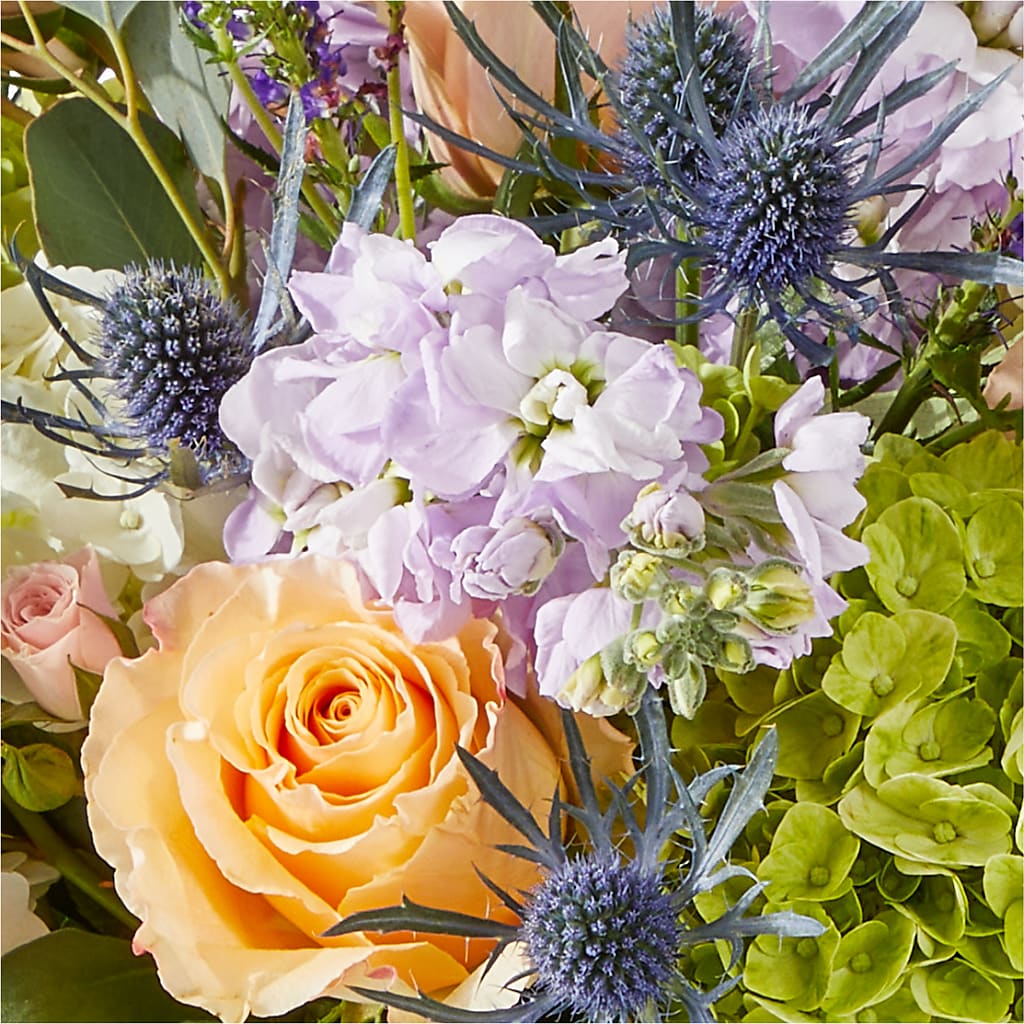 Porch Swing Bouquet –  Le Bloom Floral, Le Mars IA