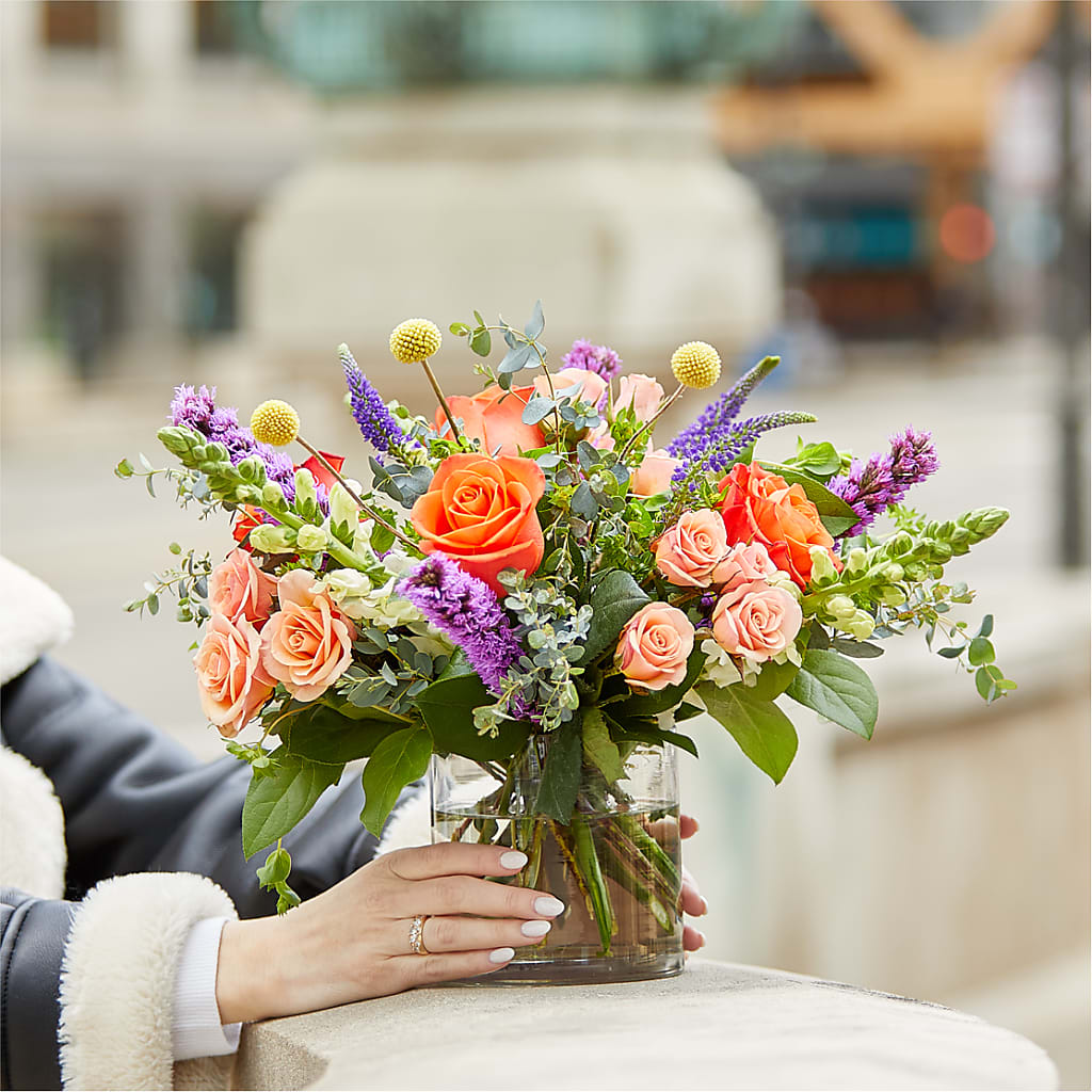 The Standout Bouquet –  Le Bloom Floral, Le Mars IA