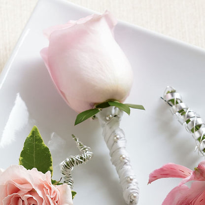 Pink Rose Boutonniere –  Le Bloom Floral, Le Mars IA