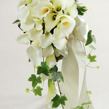 White Chapel Bouquet –  Le Bloom Floral, Le Mars IA