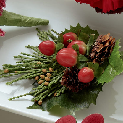 Red Berry Boutonniere –  Le Bloom Floral, Le Mars IA