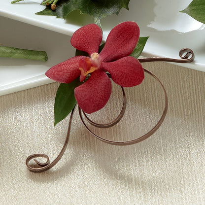 Red Mokara Boutonniere –  Le Bloom Floral, Le Mars IA