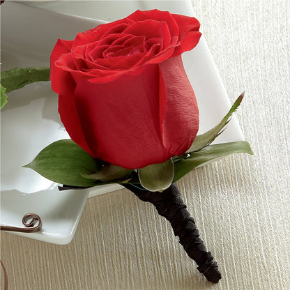 Red Rose Boutonniere –  Le Bloom Floral, Le Mars IA