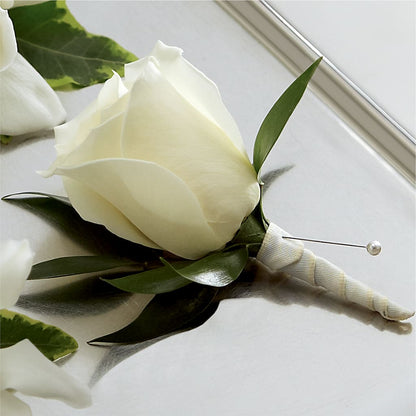White Rose Boutonniere –  Le Bloom Floral, Le Mars IA