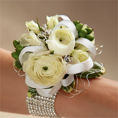 White Wedding Corsage –  Le Bloom Floral, Le Mars IA